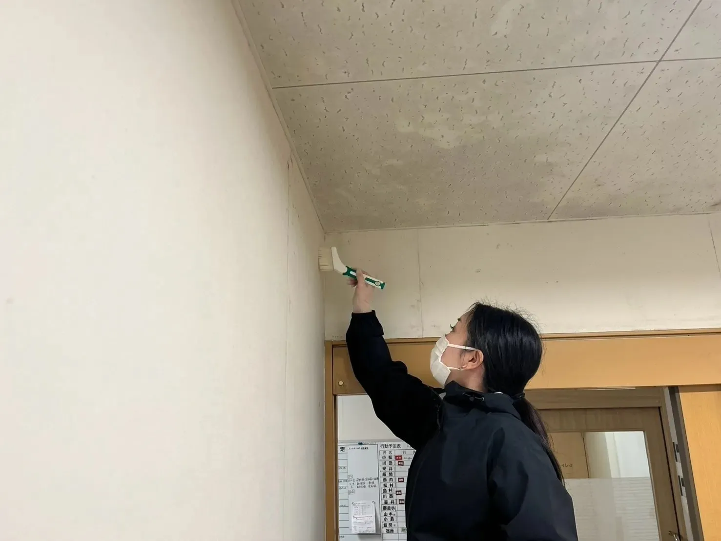 山沿い別荘で増えるカビ臭の原因とは？見えない湿気リスクと根本対策を徹底解説