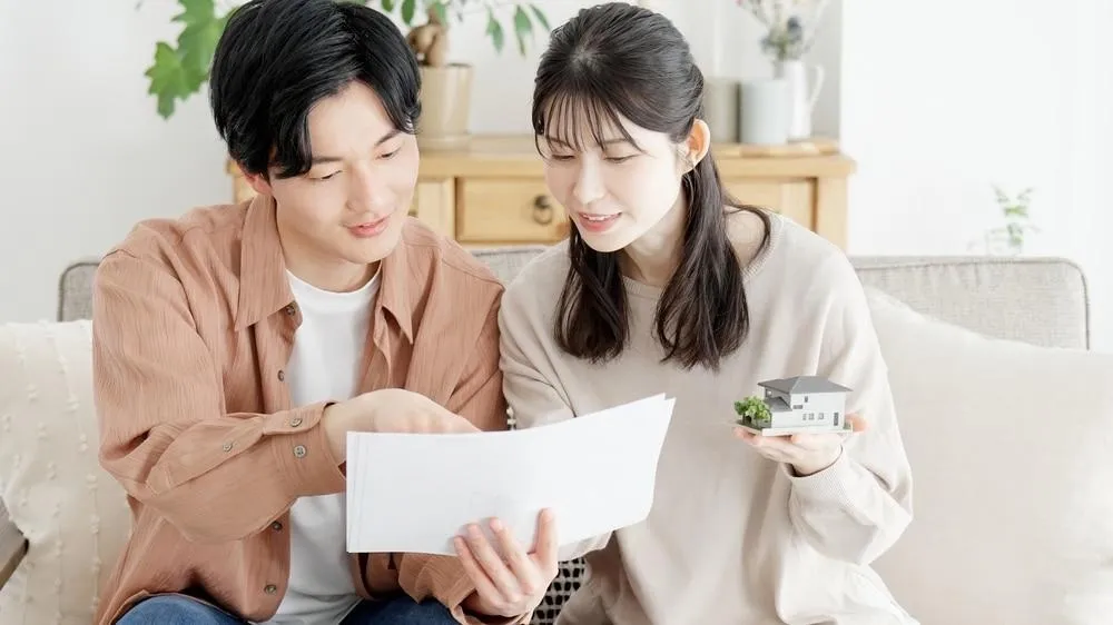 【新築なのにカビ臭い!?】引き渡し直後の「新築カビ」問題とは|クローゼット・床下の湿気トラブルを徹底解説!